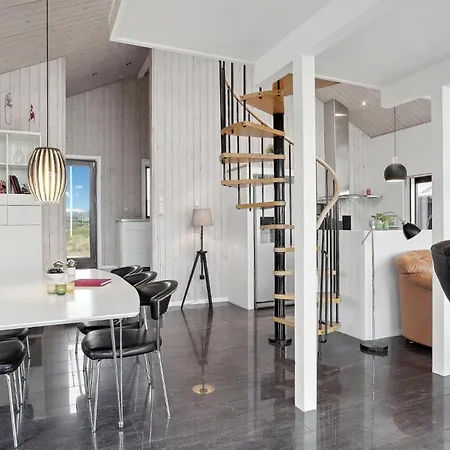 3 Bedroom Beautiful In Hjorring