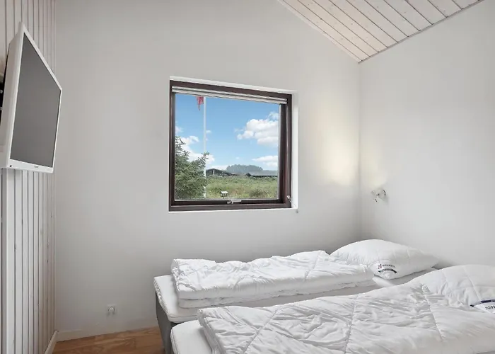 Three-bedroom In Nyaraló *