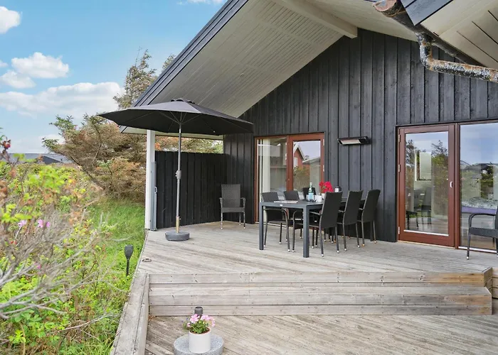 Nyaraló Three-bedroom In Hjørring